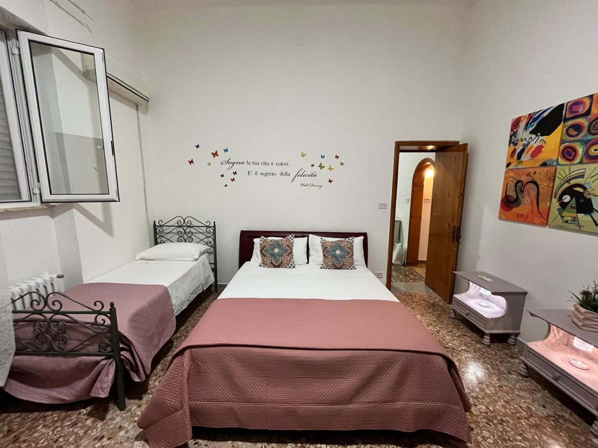 Ercoles House Apartment บรินดิซิ ภายนอก รูปภาพ